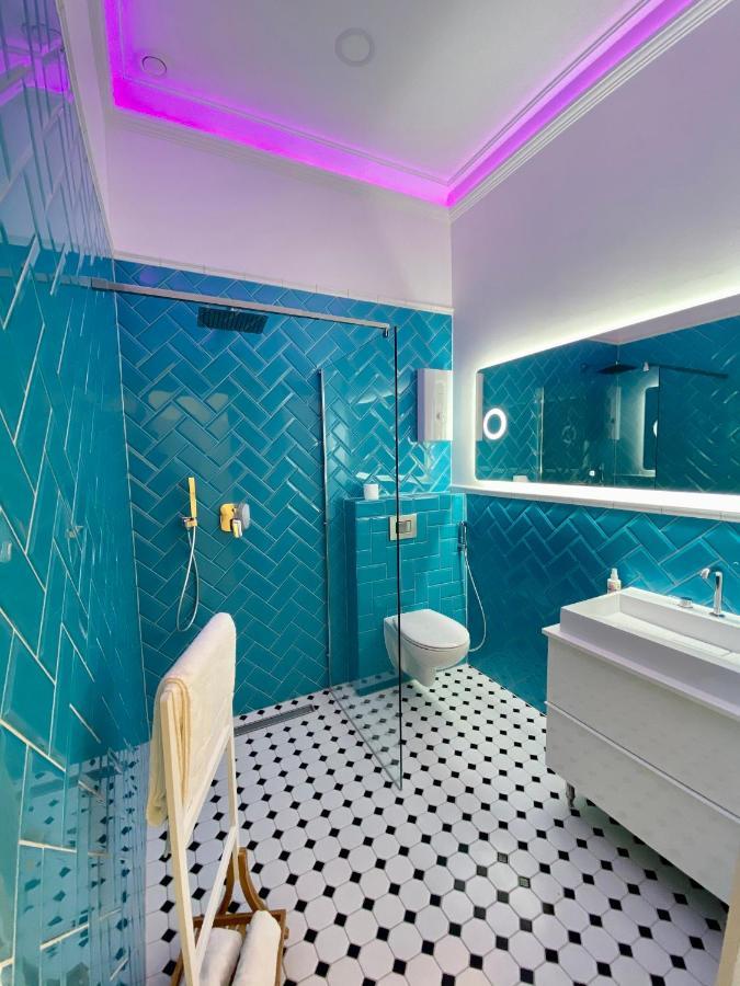 Hevals Palace Apartment