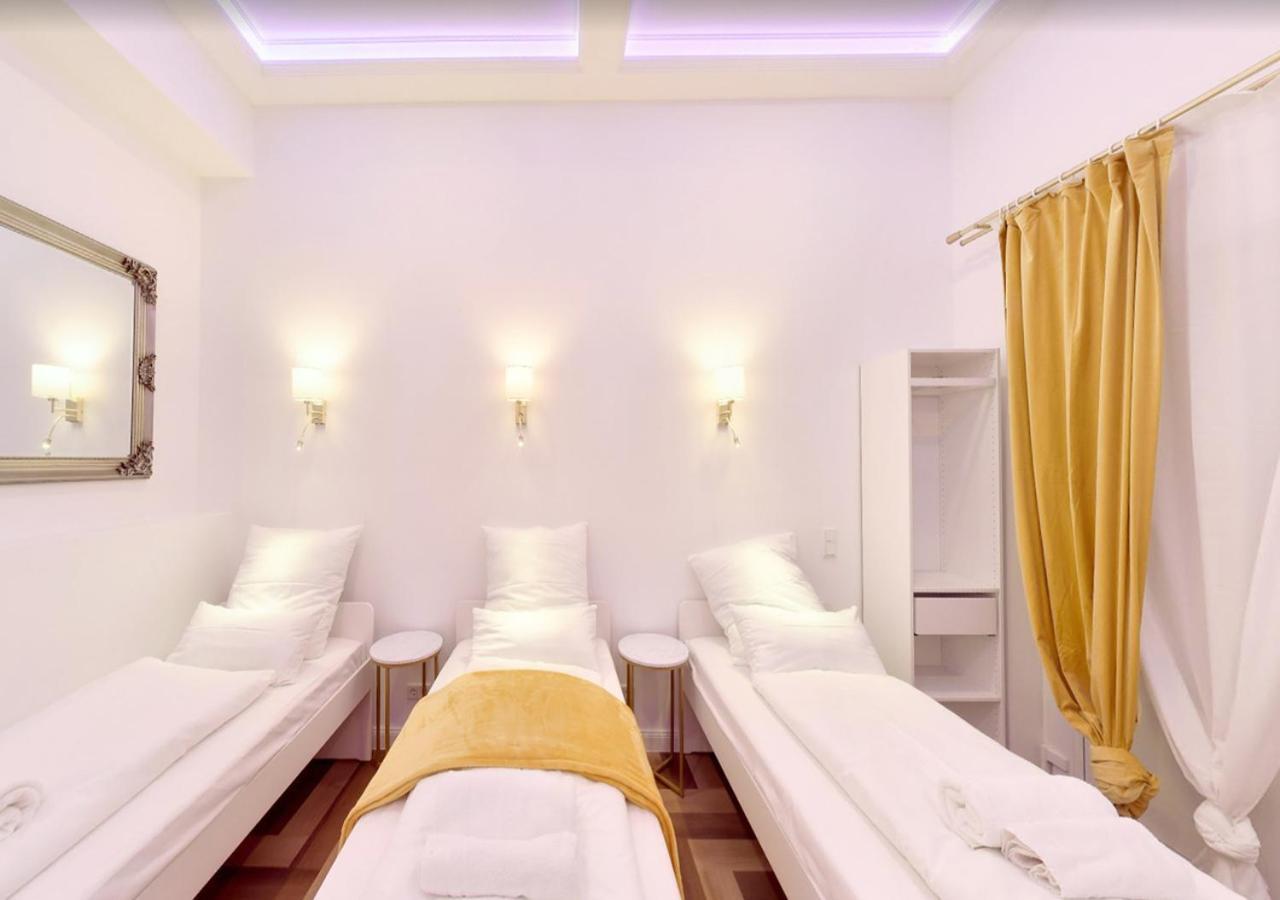 Apartment Hevals Palace